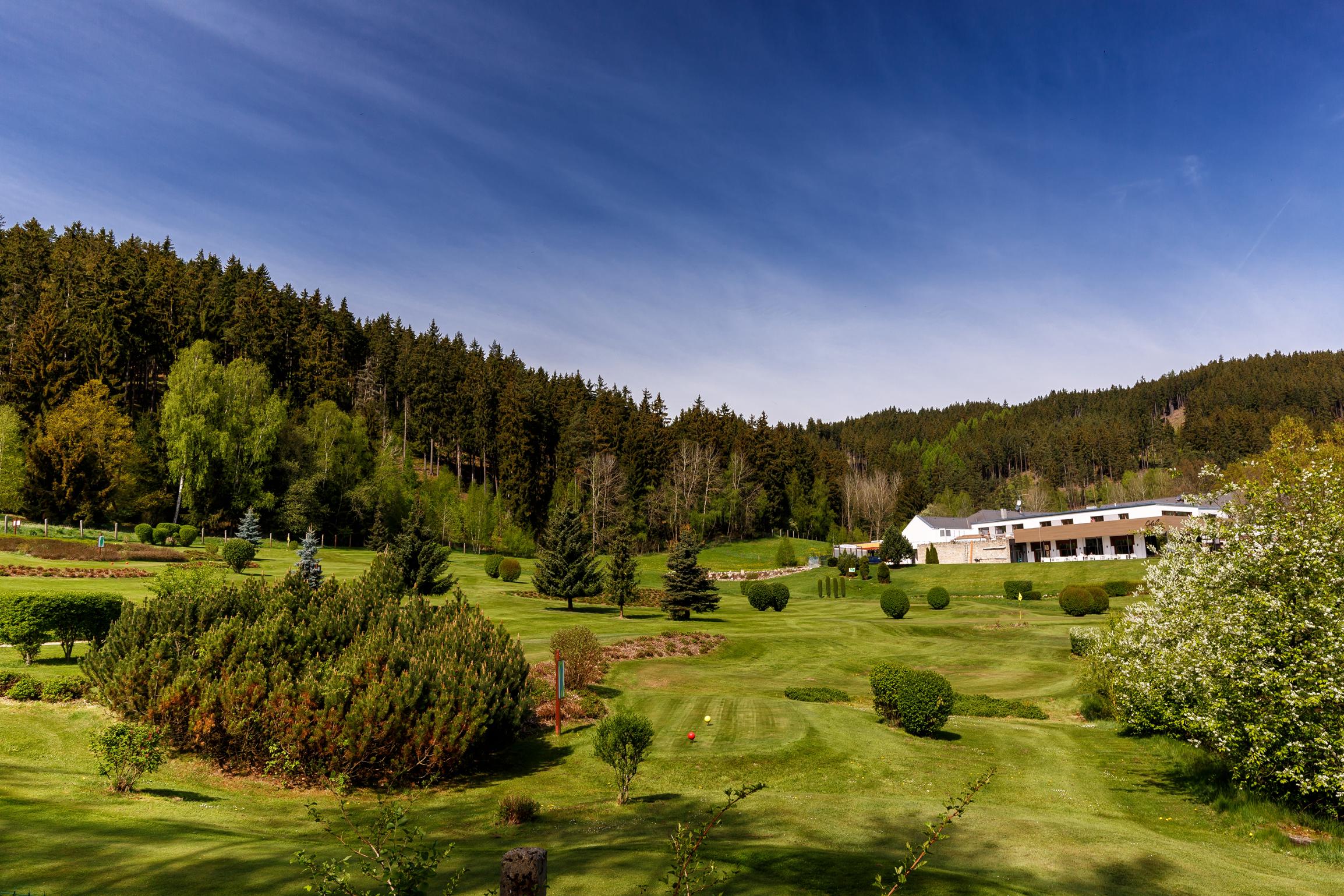 Cihelny Golf & Wellness Resort Karlovy Vary Esterno foto